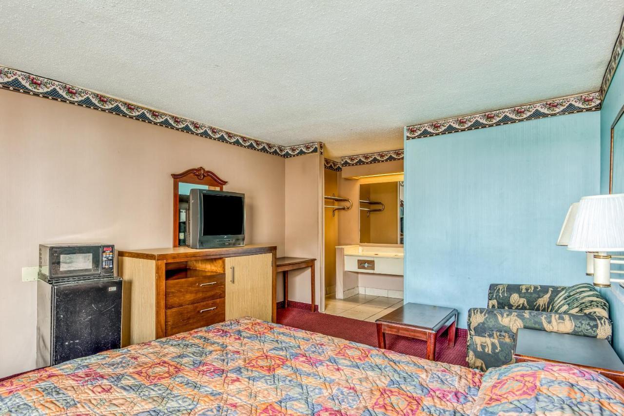 Oyo Hotel Jackson North I-55 المظهر الخارجي الصورة
