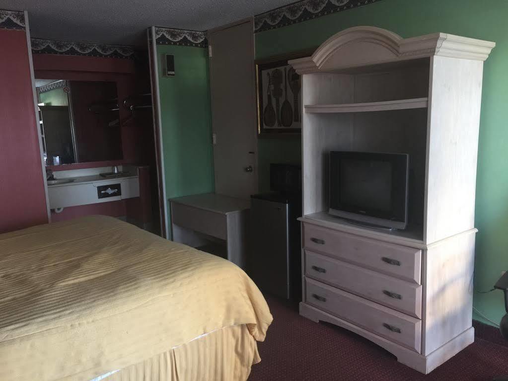 Oyo Hotel Jackson North I-55 المظهر الخارجي الصورة