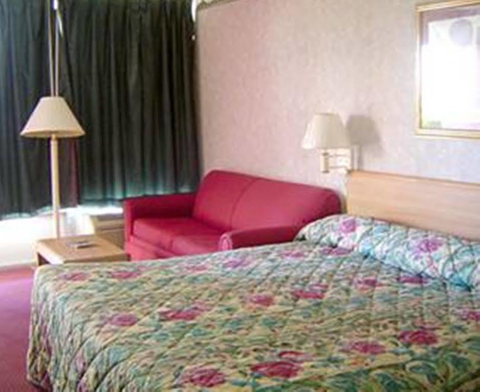 Oyo Hotel Jackson North I-55 المظهر الخارجي الصورة